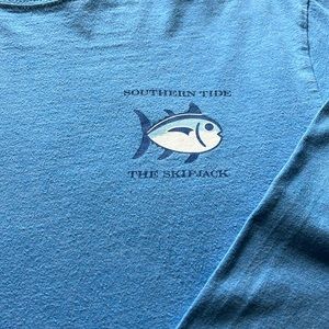 Men’s Southern Tide Long Sleeve T-shirt. Size Small. Color Blue.
